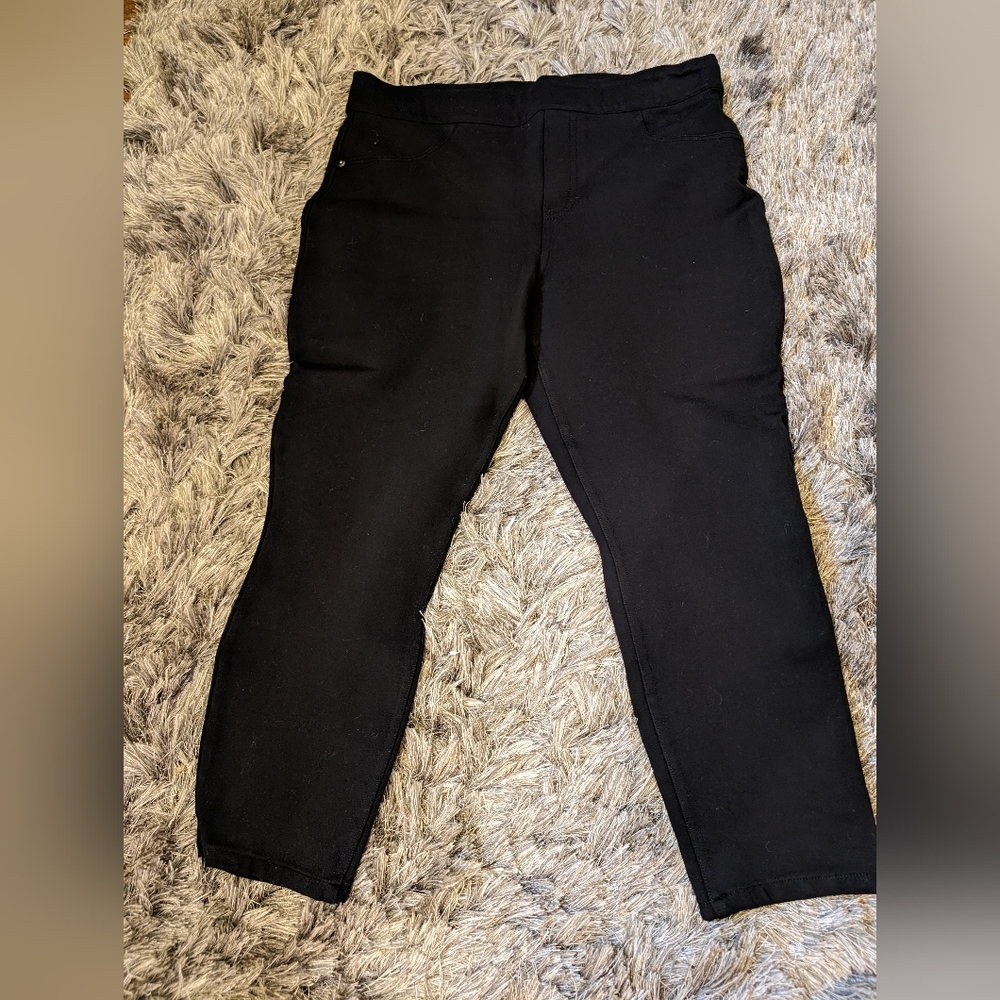 NWT Spanx black pants, size petite XL
